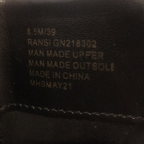 New Croc BCBGeneration Booties 8.5 - Picture 6 of 6